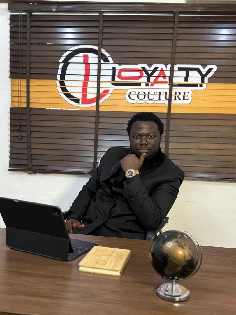 Portrait of the importation and digital business trainer